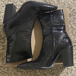 BOOHOO leather boots!!!